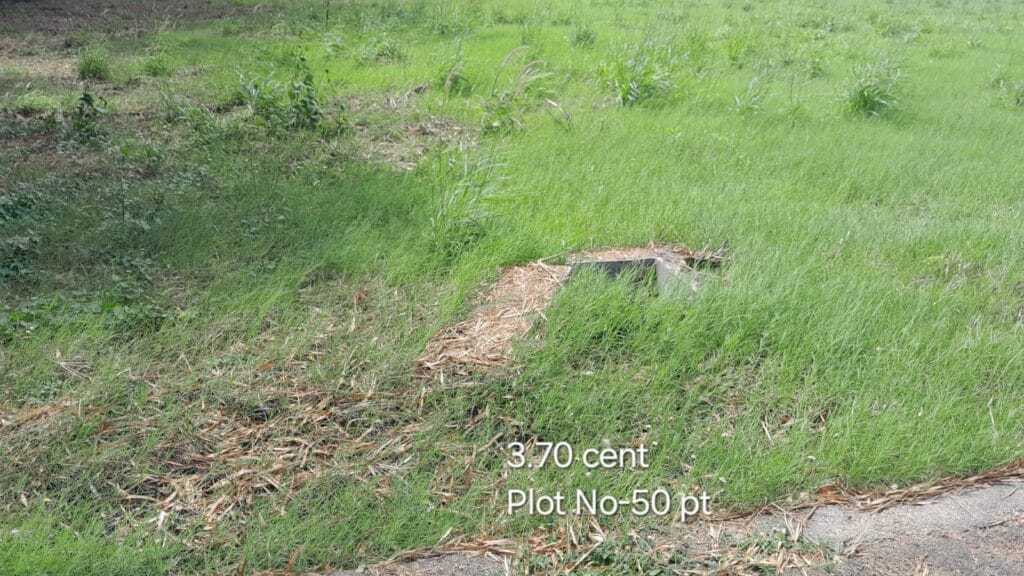 ₹ 8.52LPlot Number 50 pt
📍Near CFD School,Pudur , Palakkad
3.7Cent plot
₹ 2.30L/Cent2897SqFt Buildable Area